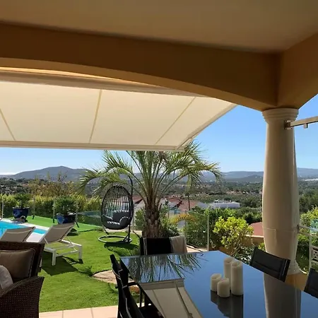 Very Nice House With Magnificent Land And Sea Views Casa de Férias